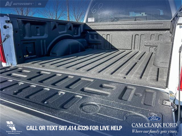 2025 Ford F-150 XLT (Stk: 25AT8592) in Airdrie - Image 12 of 25
