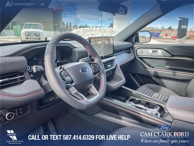 2026 Ford Explorer ST-Line (Stk: 26S1492) in Olds - Image 13 of 25