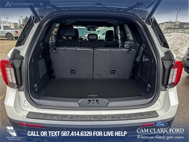 2026 Ford Explorer ST (Stk: 26S2721) in Red Deer - Image 12 of 25