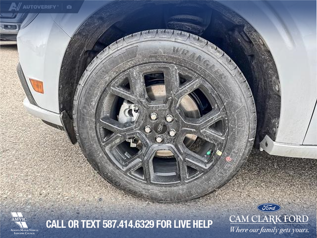 2026 Ford Maverick Lobo High (Stk: 26T7075) in Red Deer - Image 6 of 23