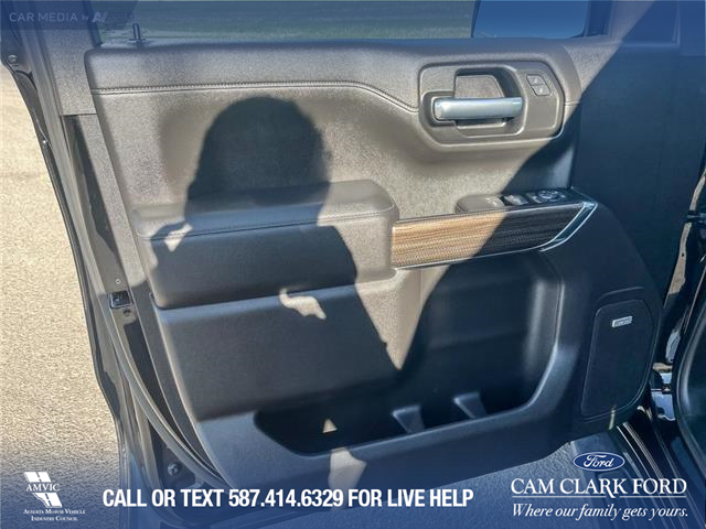 2022 Chevrolet Silverado 1500 LTD LT Trail Boss (Stk: P1037A) in Innisfail - Image 1 of 23