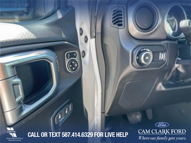 2023 Jeep Wrangler Sport (Stk: SJ021A) in Innisfail - Image 8 of 25