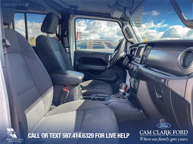 2023 Jeep Wrangler Sport (Stk: SJ021A) in Innisfail - Image 23 of 25