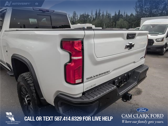 2025 Chevrolet Silverado 2500HD ZR2 (Stk: P1495) in Canmore - Image 10 of 24