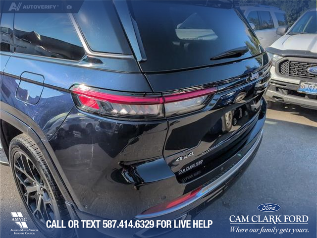 2023 Jeep Grand Cherokee Summit (Stk: P1504) in Canmore - Image 10 of 24