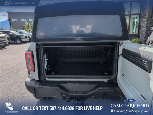 2021 Ford Bronco Badlands (Stk: P1521) in Canmore - Image 11 of 24