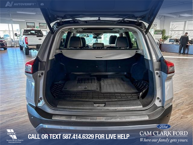 2023 Nissan Rogue SL (Stk: P14521) in Airdrie - Image 12 of 25