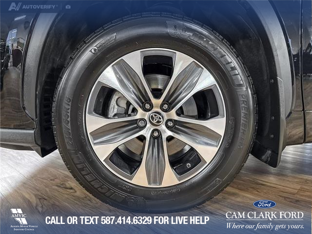 2022 Toyota Highlander XLE (Stk: RC19908) in Airdrie - Image 6 of 25