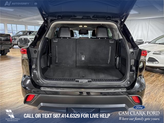 2022 Toyota Highlander XLE (Stk: RC19908) in Airdrie - Image 12 of 25