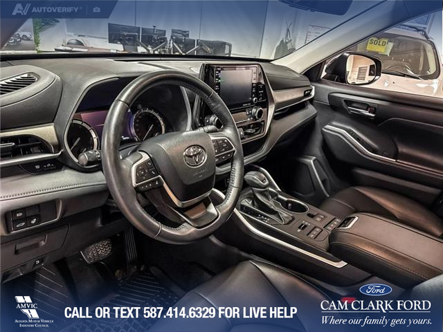 2022 Toyota Highlander XLE (Stk: RC19908) in Airdrie - Image 13 of 25