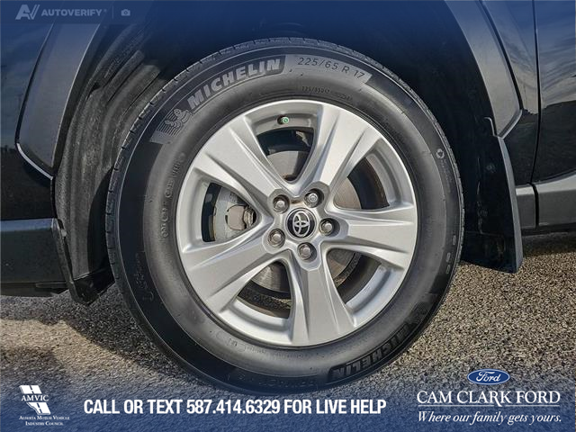 2021 Toyota RAV4 XLE (Stk: P1126) in Innisfail - Image 8 of 24