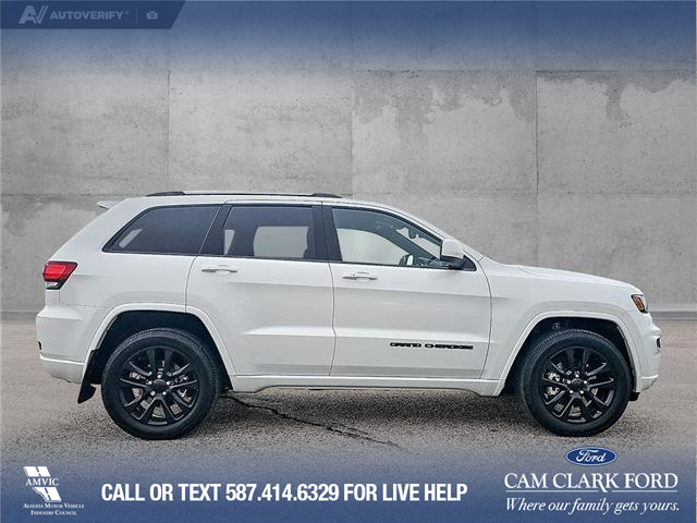 2021 Jeep Grand Cherokee Laredo (Stk: P1104) in Innisfail - Image 6 of 24