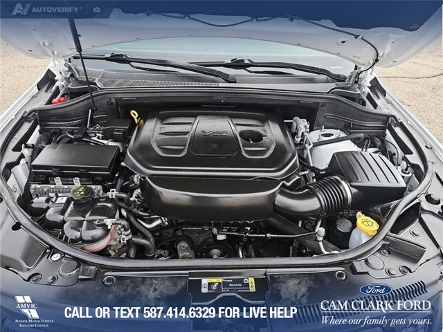 2021 Jeep Grand Cherokee Laredo (Stk: P1104) in Innisfail - Image 9 of 24