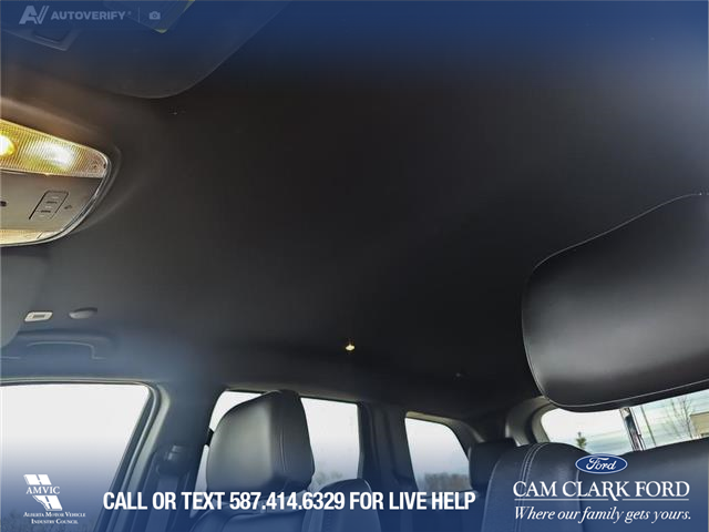 2021 Jeep Grand Cherokee Laredo (Stk: P1104) in Innisfail - Image 14 of 24