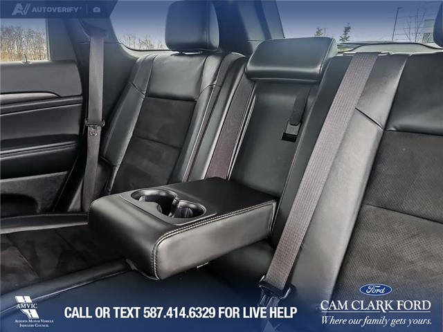 2021 Jeep Grand Cherokee Laredo (Stk: P1104) in Innisfail - Image 20 of 24