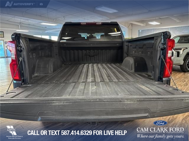 2021 Chevrolet Silverado 1500 RST (Stk: P14634) in Airdrie - Image 12 of 25