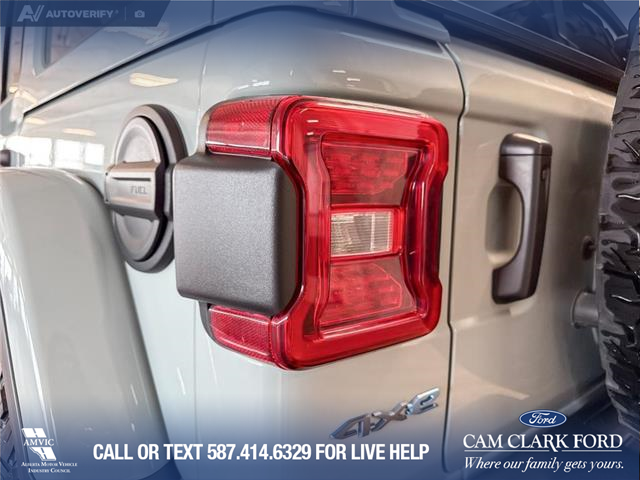 2024 Jeep Wrangler 4xe Rubicon (Stk: P14646) in Airdrie - Image 11 of 25