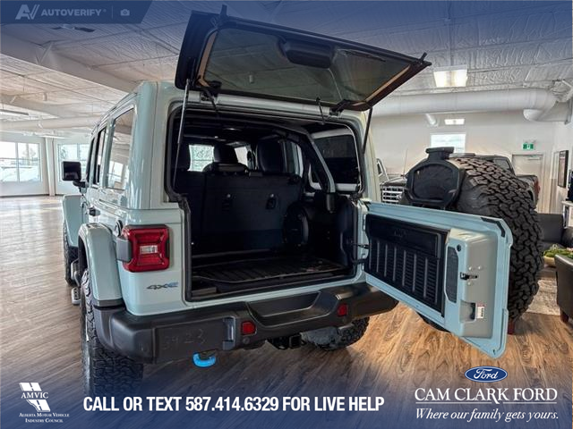2024 Jeep Wrangler 4xe Rubicon (Stk: P14646) in Airdrie - Image 12 of 25