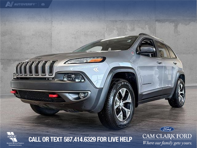 2018 Jeep Cherokee Trailhawk (Stk: P14678) in Airdrie - Image 1 of 25