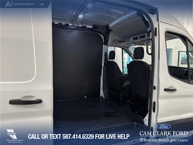 2020 Ford Transit-250 Cargo Base (Stk: P14675) in Airdrie - Image 23 of 25 2020 Ford Transit-250 Cargo Base (Stk: P14675) in Airdrie - Image 23 of 25