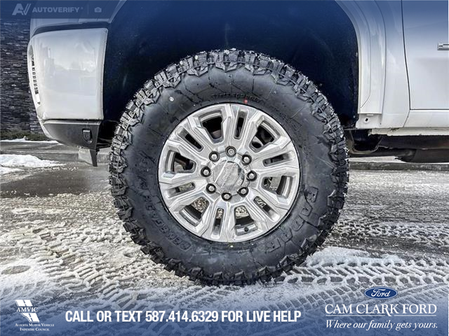 2021 GMC Sierra 3500HD Denali (Stk: P1555) in Canmore - Image 6 of 25