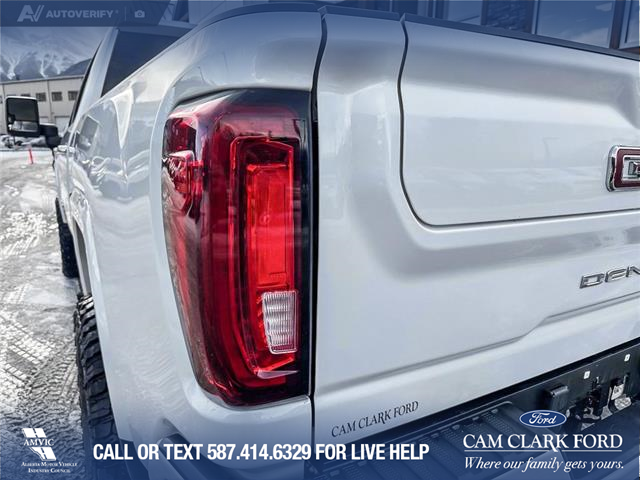 2021 GMC Sierra 3500HD Denali (Stk: P1555) in Canmore - Image 11 of 25