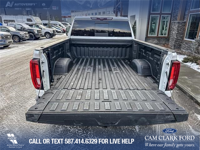 2021 GMC Sierra 3500HD Denali (Stk: P1555) in Canmore - Image 12 of 25