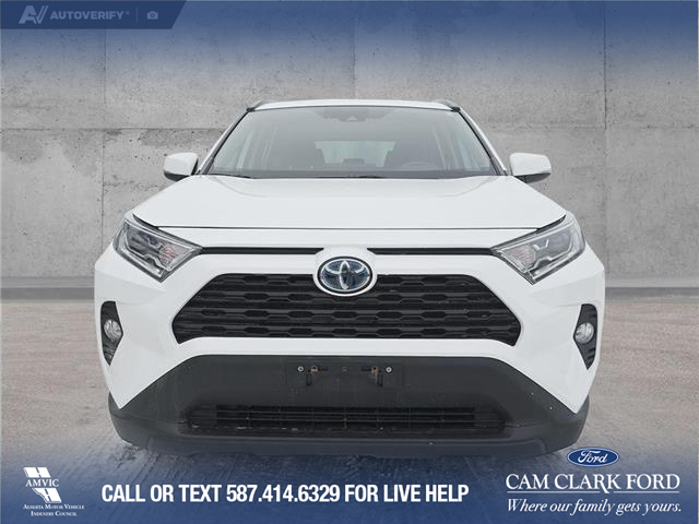 2020 Toyota RAV4 Hybrid XLE (Stk: P6837) in Olds - Image 2 of 5