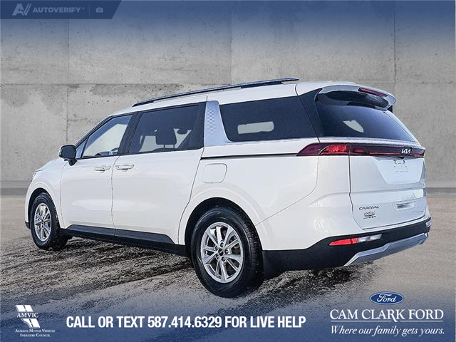 2024 Kia Carnival LX (Stk: P1135) in Innisfail - Image 4 of 24