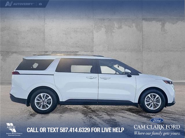 2024 Kia Carnival LX (Stk: P1135) in Innisfail - Image 6 of 24
