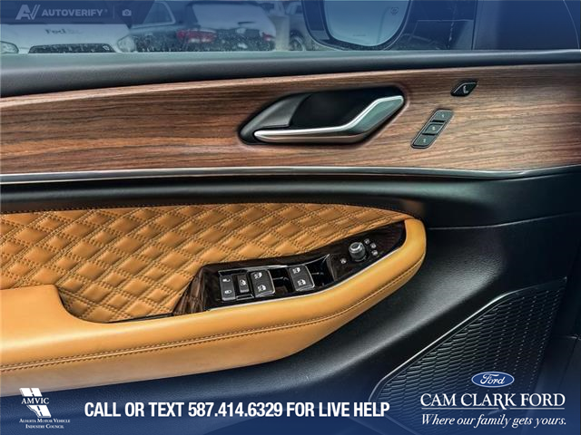 2023 Jeep Grand Cherokee Summit (Stk: P6841) in Olds - Image 17 of 25 2023 Jeep Grand Cherokee Summit (Stk: P6841) in Olds - Image 17 of 25