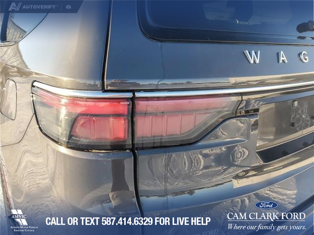 2022 Jeep Wagoneer Series III (Stk: U37897) in Red Deer - Image 11 of 25