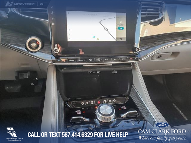 2022 Jeep Wagoneer Series III (Stk: U37897) in Red Deer - Image 19 of 25