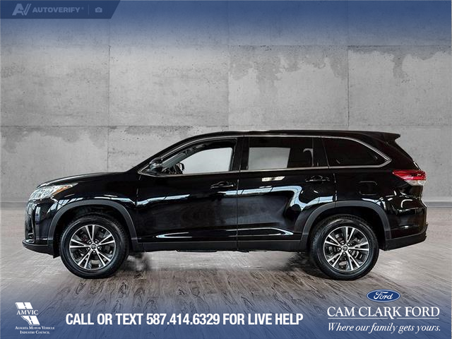 2019 Toyota Highlander LE (Stk: P14716) in Airdrie - Image 3 of 25