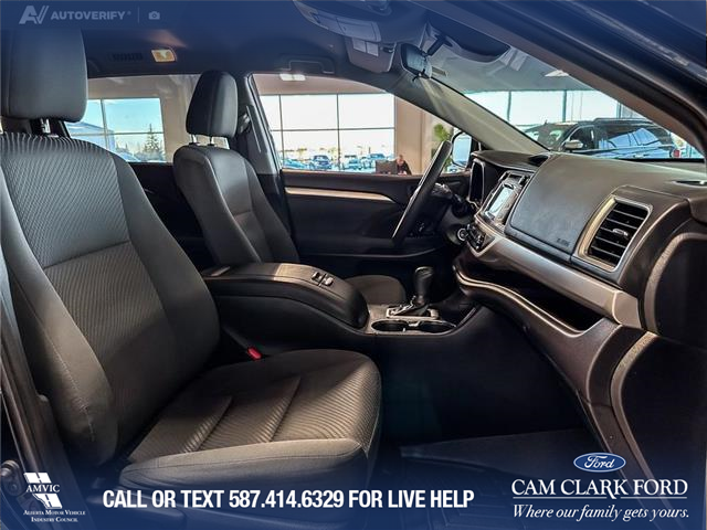 2019 Toyota Highlander LE (Stk: P14716) in Airdrie - Image 22 of 25
