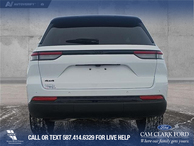 2025 Jeep Grand Cherokee Laredo (Stk: SJ056A) in Innisfail - Image 5 of 24