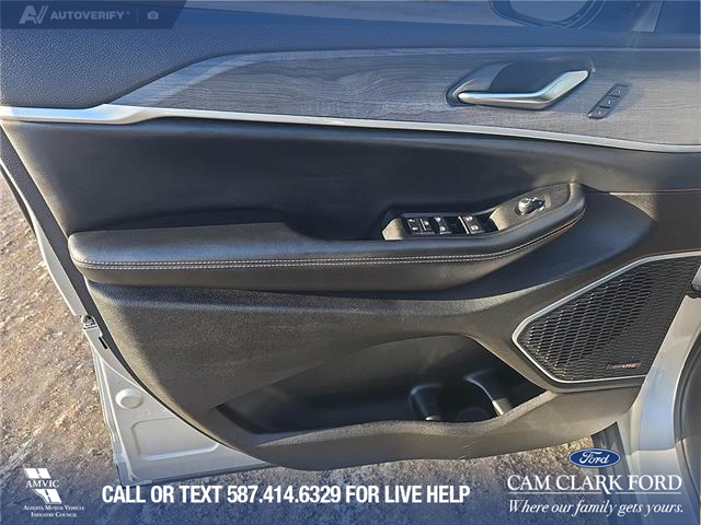 2023 Jeep Grand Cherokee 4xe Base (Stk: SJ070A) in Innisfail - Image 8 of 24 2023 Jeep Grand Cherokee 4xe Base (Stk: SJ070A) in Innisfail - Image 8 of 24