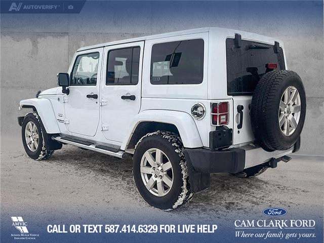 2017 Jeep Wrangler Unlimited Sahara (Stk: P6861) in Olds - Image 4 of 23