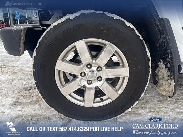 2017 Jeep Wrangler Unlimited Sahara (Stk: P6861) in Olds - Image 6 of 23