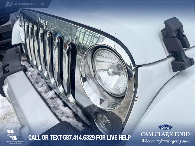 2017 Jeep Wrangler Unlimited Sahara (Stk: P6861) in Olds - Image 7 of 23