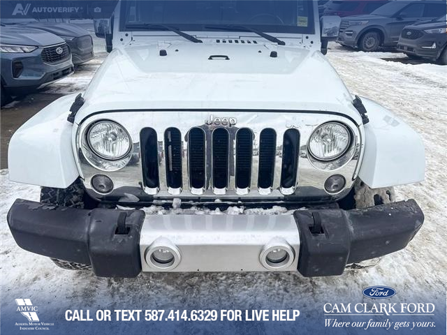 2017 Jeep Wrangler Unlimited Sahara (Stk: P6861) in Olds - Image 8 of 23