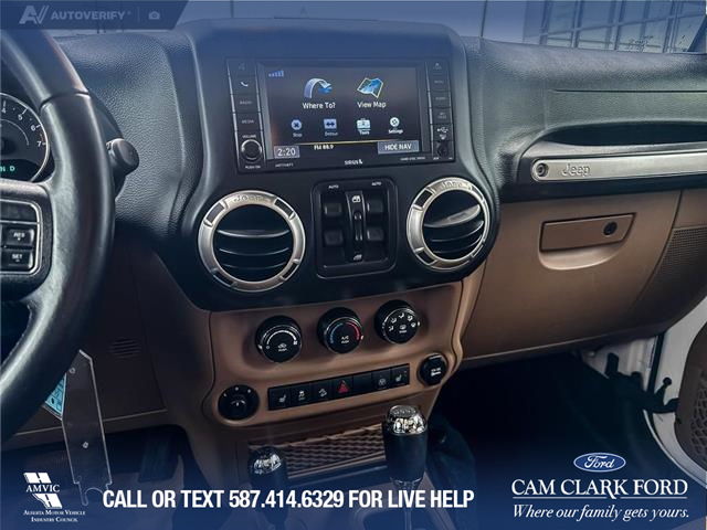 2017 Jeep Wrangler Unlimited Sahara (Stk: P6861) in Olds - Image 17 of 23