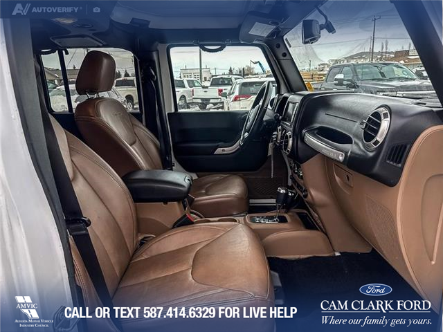 2017 Jeep Wrangler Unlimited Sahara (Stk: P6861) in Olds - Image 20 of 23