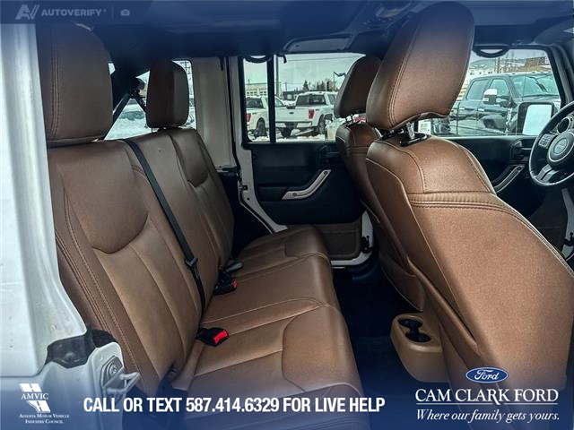 2017 Jeep Wrangler Unlimited Sahara (Stk: P6861) in Olds - Image 21 of 23