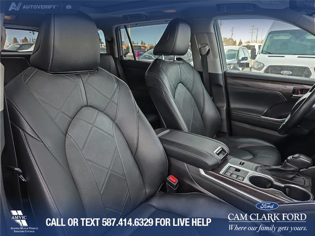 2023 Toyota Highlander Hybrid Limited (Stk: P6835) in Olds - Image 22 of 25 2023 Toyota Highlander Hybrid Limited (Stk: P6835) in Olds - Image 22 of 25