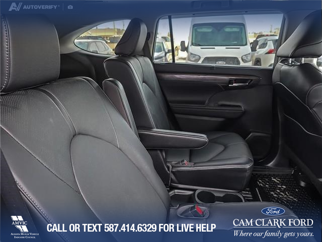 2023 Toyota Highlander Hybrid Limited (Stk: P6835) in Olds - Image 23 of 25 2023 Toyota Highlander Hybrid Limited (Stk: P6835) in Olds - Image 23 of 25