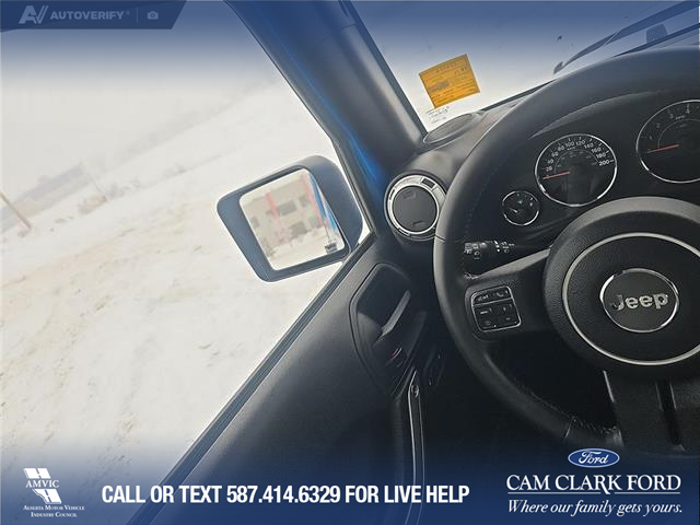 2016 Jeep Wrangler Unlimited Sahara (Stk: SJ072A) in Innisfail - Image 17 of 24