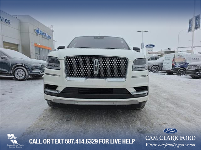 2020 Lincoln Navigator L Reserve (Stk: P6827) in Olds - Image 2 of 5