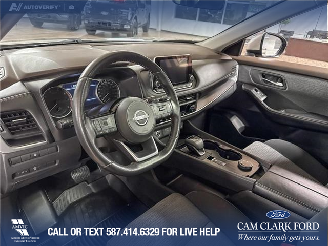 2023 Nissan Rogue SV Moonroof (Stk: P14722) in Airdrie - Image 13 of 25