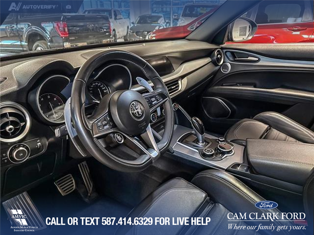 2018 Alfa Romeo Stelvio ti (Stk: P14778) in Airdrie - Image 13 of 25